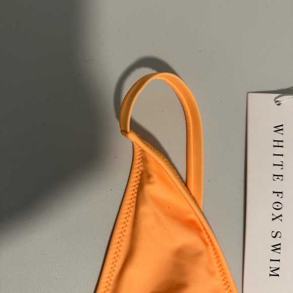 White Fox Bianco Bikini Triangle Top Tangerine Women’s Sz XS NWT - Picture 4 of 6
